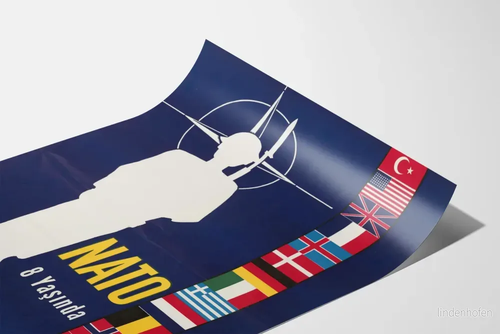 Väggposter Födelsedag 8 år av NATO - Vintage väggdekorationposter - Bild 3
